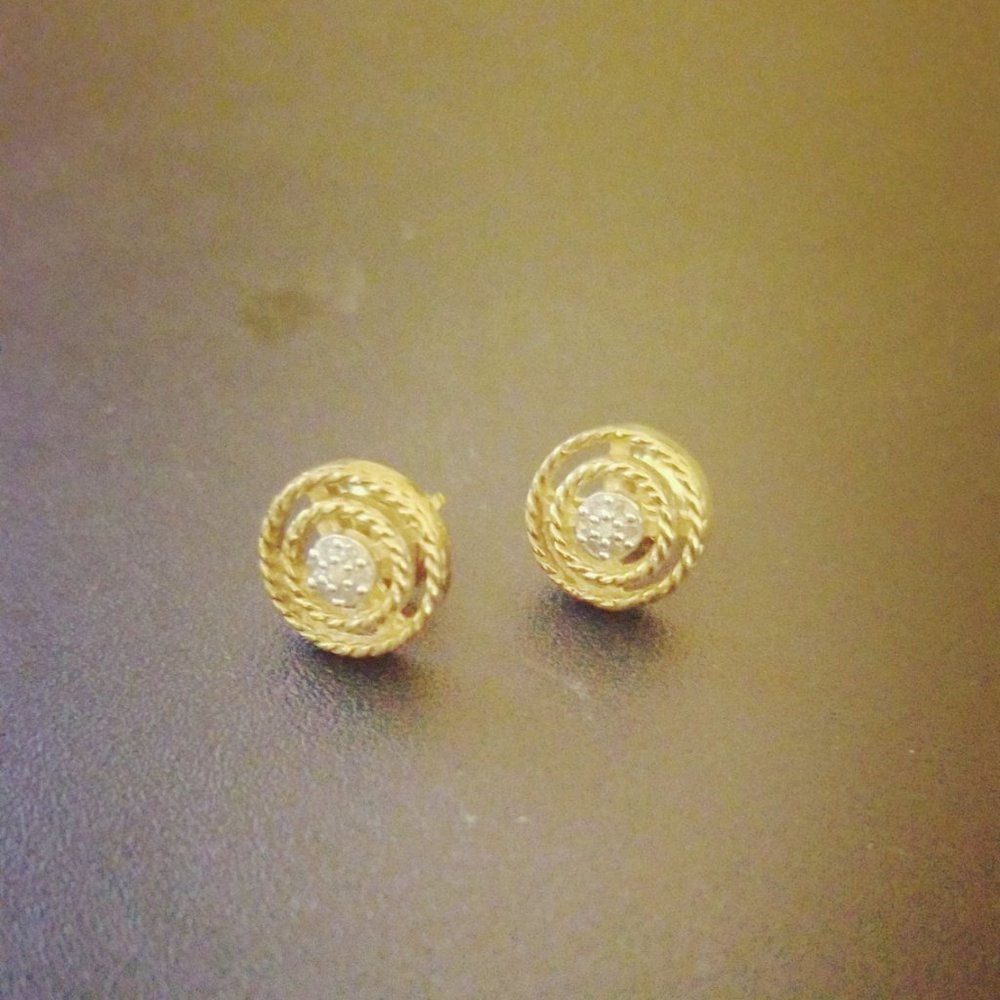 Secure SCREW BACK Diamond Earrings .925 & 14K YG - Picture 3 of 4